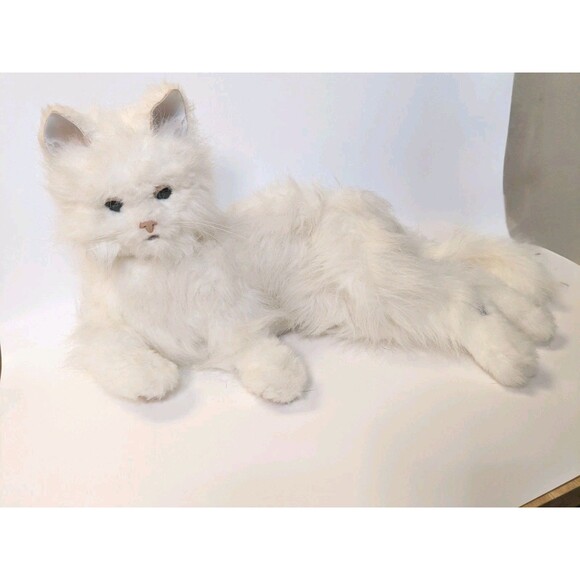 FurReal Friends Lulu My Cuddlin Kitty Cat White Interactive Toy Hasbro 2009 - Picture 1 of 5